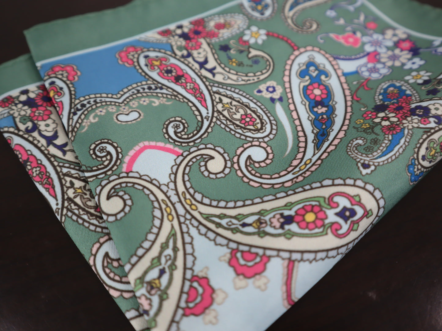 Avenue Man 4pcs Pocket Square & Pocket Round Set #1