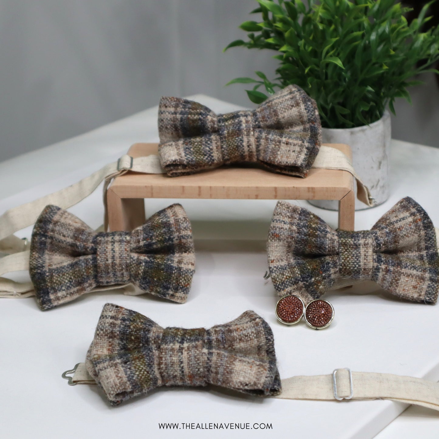 The Sterling Wool Bow-Tie