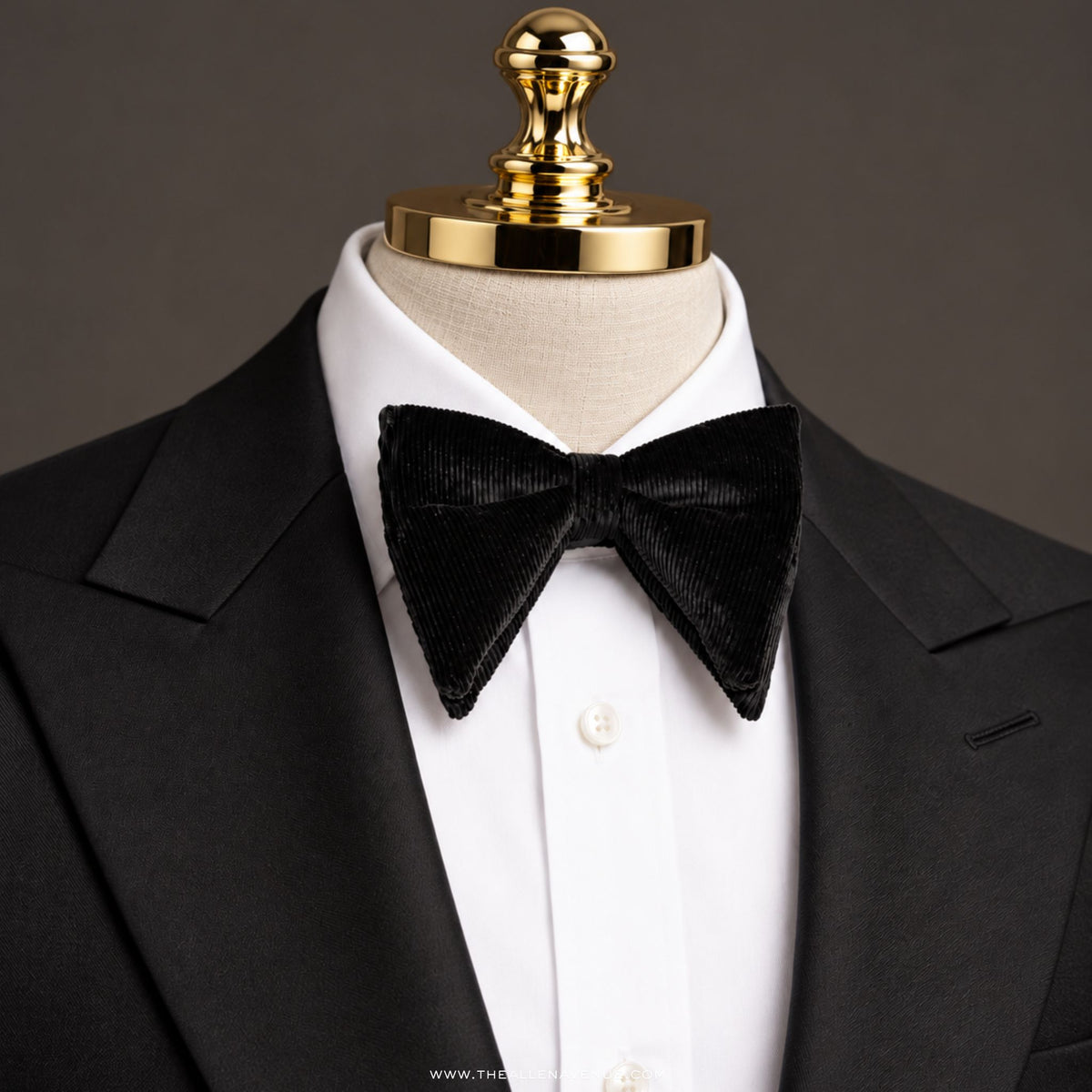 The Blackwood Corduroy Bow-Tie