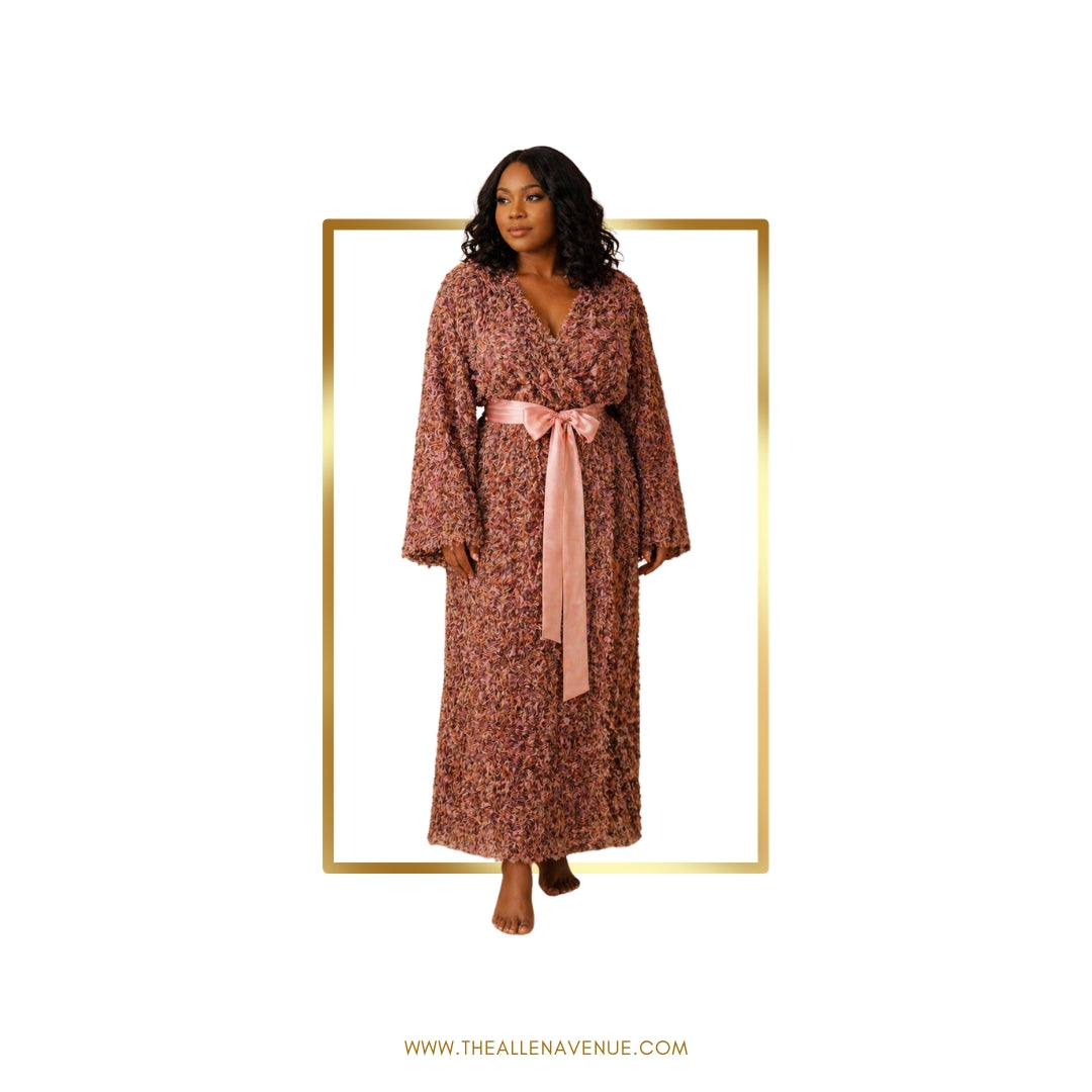 The Regal Essence Luxurious Robe - Soft Pink